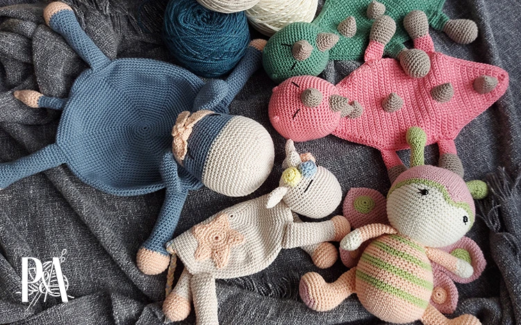 Picture showing amigurumis made by Pelotes & Aiguilles